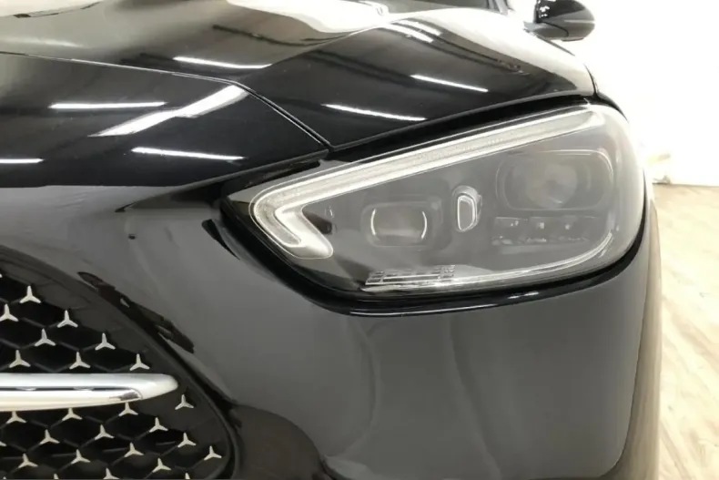 Mercedes-Benz C 300 (Clasa C) din 2024 cu 5.563 km - oferta MER202933 - foto 9