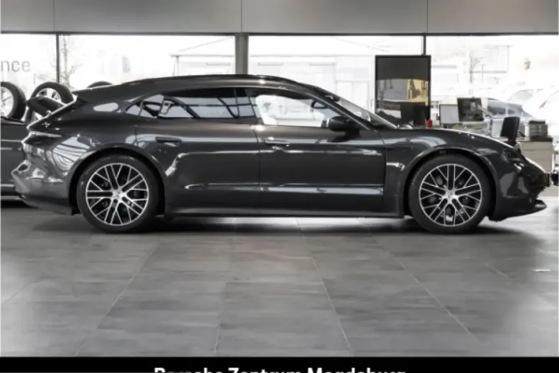 Porsche Taycan din 2024 cu 28.500 km - oferta POR202935 - foto 9