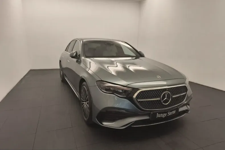 Mercedes-Benz E 220 (Clasa E) din 2023 cu 16.199 km - oferta MER202936 - foto 3