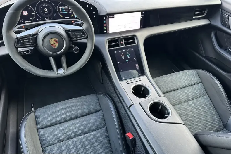 Porsche Taycan din 2022 cu 82.450 km - oferta POR202939 - foto 13