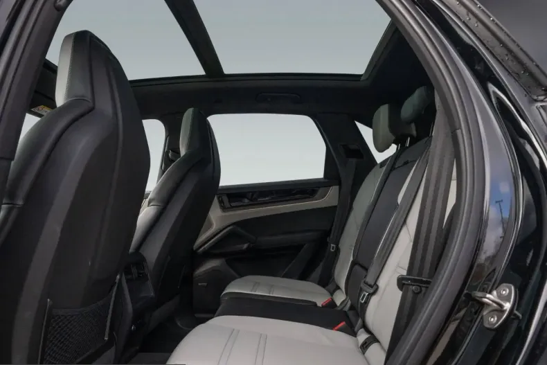 Porsche Cayenne din 2024 cu 23.500 km - oferta POR202940 - foto 18