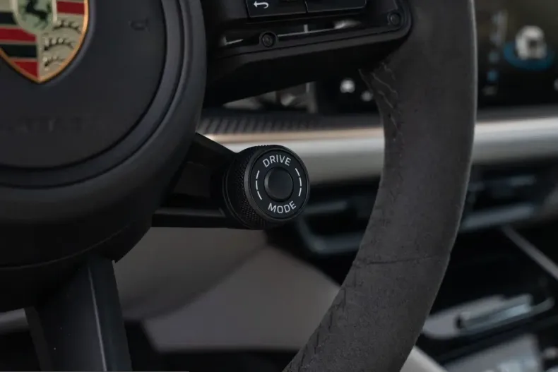 Porsche Cayenne din 2024 cu 23.500 km - oferta POR202940 - foto 37