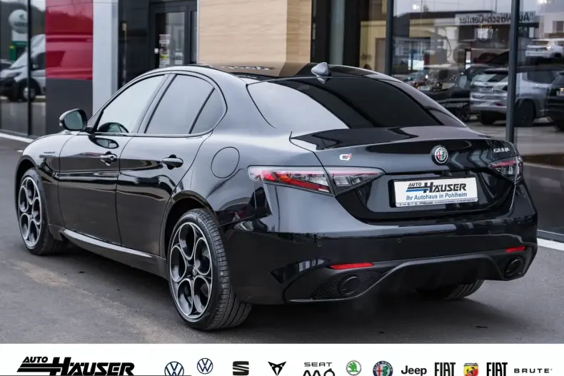 Alfa Romeo Giulia din 2023 cu 20.567 km - oferta ALF202946 - foto 3
