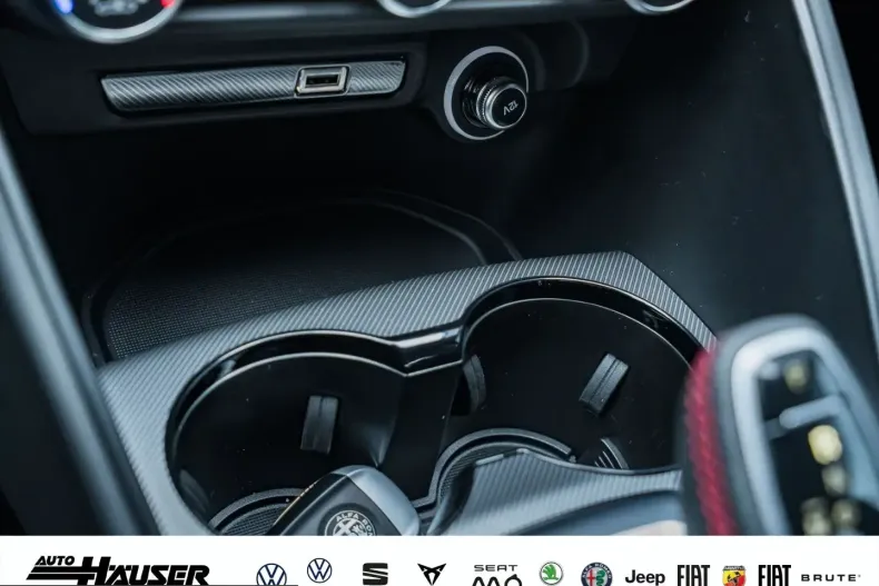 Alfa Romeo Giulia din 2023 cu 20.567 km - oferta ALF202946 - foto 21