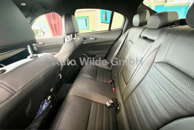 Alfa Romeo Giulia din 2023 cu 22.610 km - oferta ALF202947 - foto 16