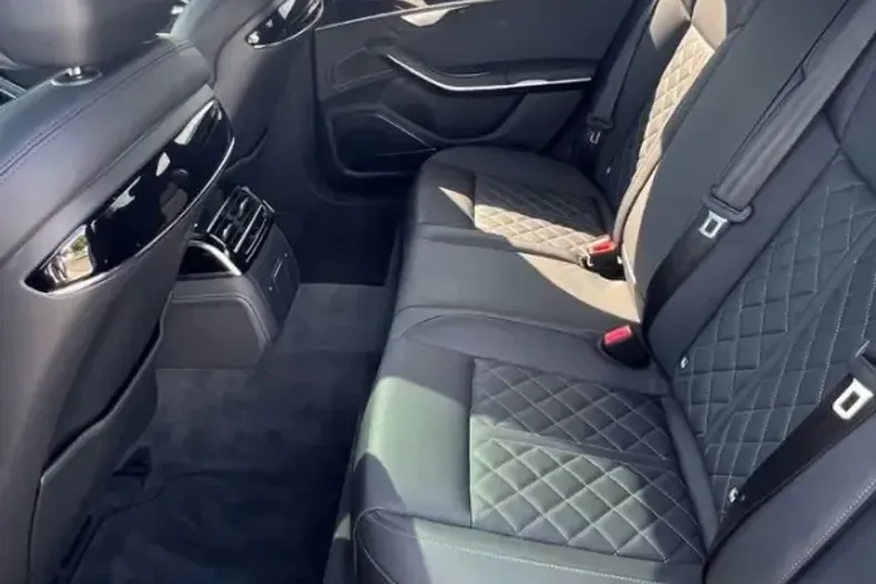 Audi A8 din 2024 cu 50.000 km - oferta AUD202950 - foto 19