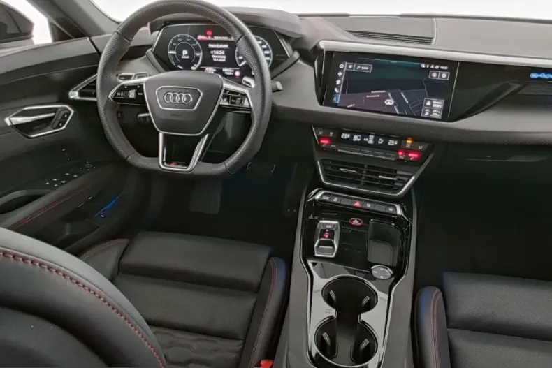 Audi RS e-tron GT din 2024 cu 49.153 km - oferta AUD202953 - foto 14