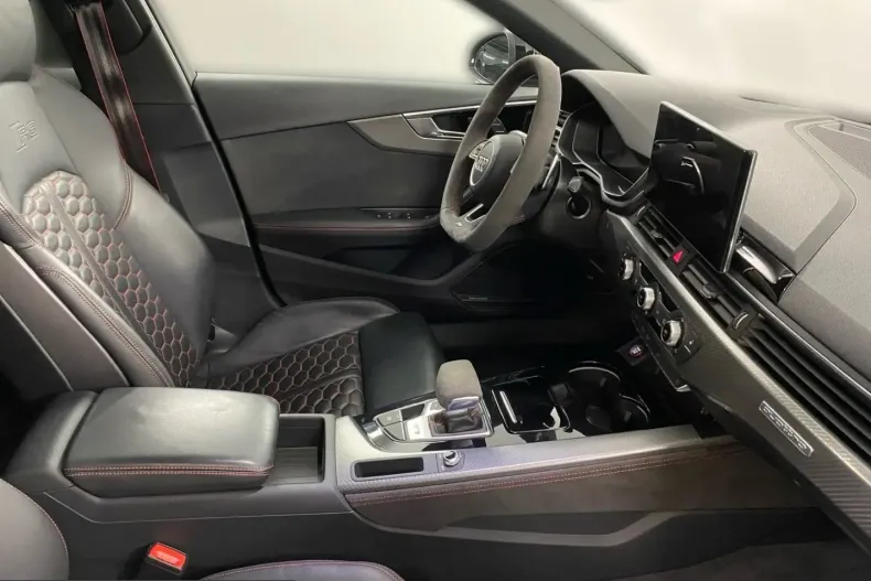 Audi RS4 din 2023 cu 65.088 km - oferta AUD202958 - foto 10