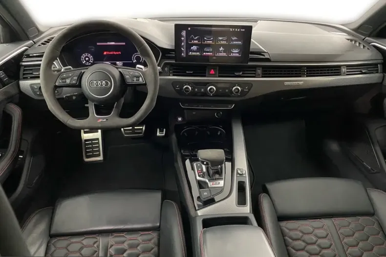 Audi RS4 din 2023 cu 65.088 km - oferta AUD202958 - foto 19