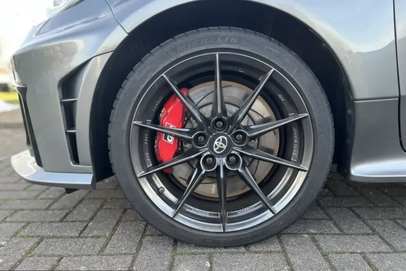 Toyota Yaris din 2024 cu 11.100 km - oferta TOY202960 - foto 18