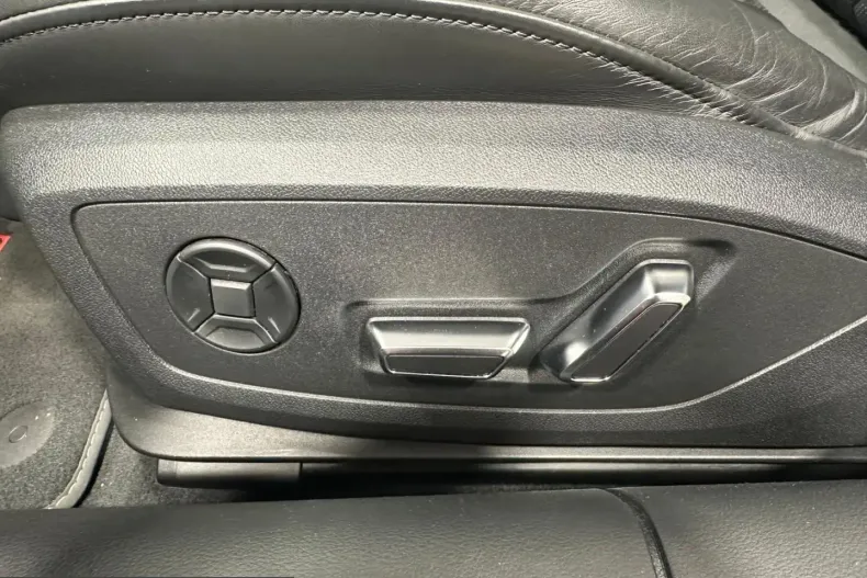 Audi RS6 din 2021 cu 76.330 km - oferta AUD202968 - foto 6