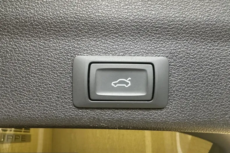 Audi RS6 din 2021 cu 76.330 km - oferta AUD202968 - foto 27