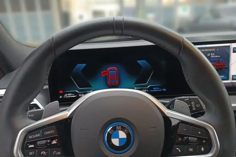 BMW 330 (Seria 3) din 2024 cu 25.822 km - oferta BMW202973 - foto 12