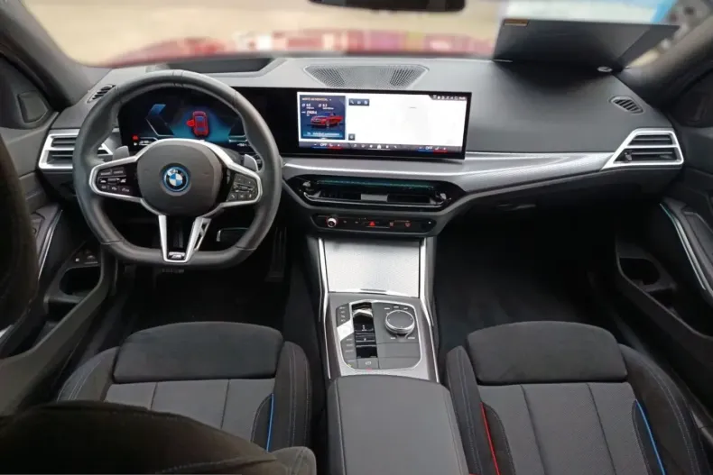 BMW 330 (Seria 3) din 2024 cu 25.822 km - oferta BMW202973 - foto 15