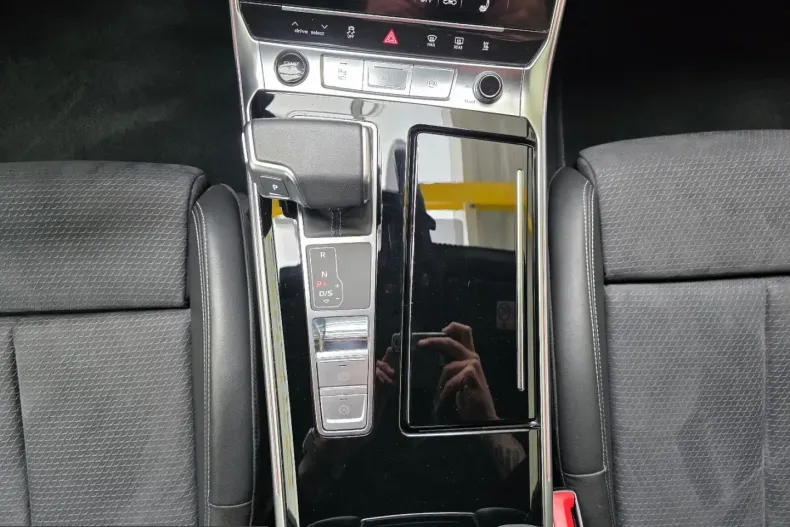 Audi A6 din 2022 cu 60.110 km - oferta AUD202980 - foto 47