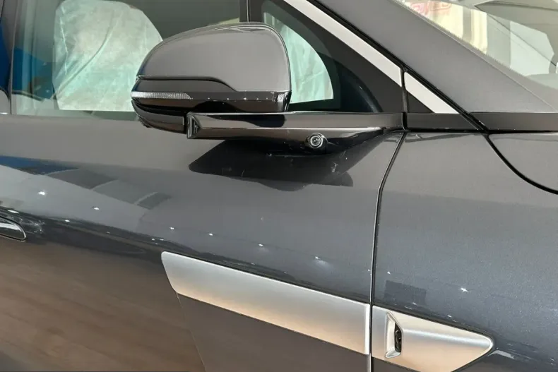 BYD Tang L din 2025 cu 6.100 km - oferta BYD202984 - foto 12