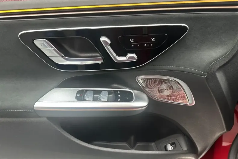 Mercedes-Benz EQE din 2023 cu 39.500 km - oferta MER202990 - foto 15