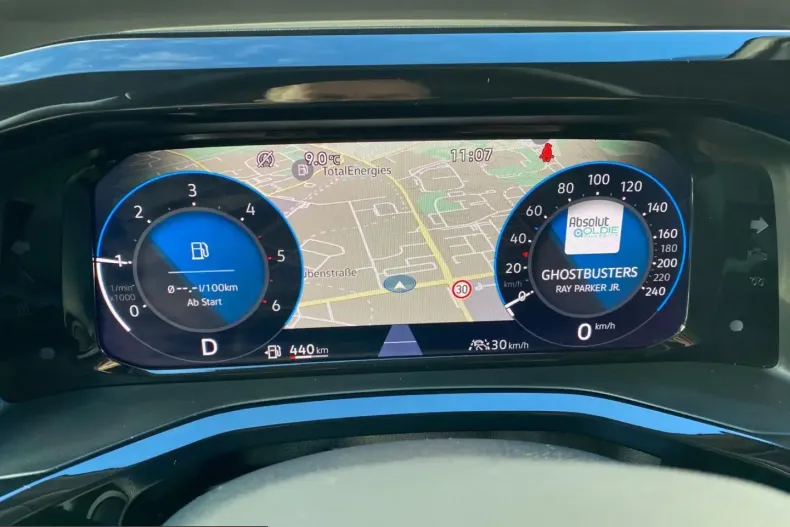 Volkswagen T7 Multivan din 2023 cu 62.300 km - oferta VOL202992 - foto 27