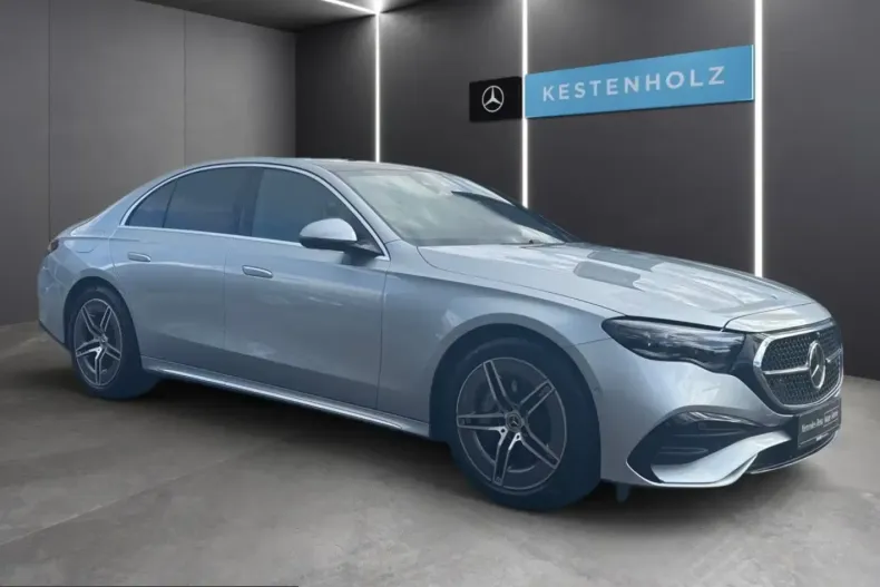 Mercedes-Benz E 200 (Clasa E) din 2025 cu 4.726 km - oferta MER202994 - foto 1