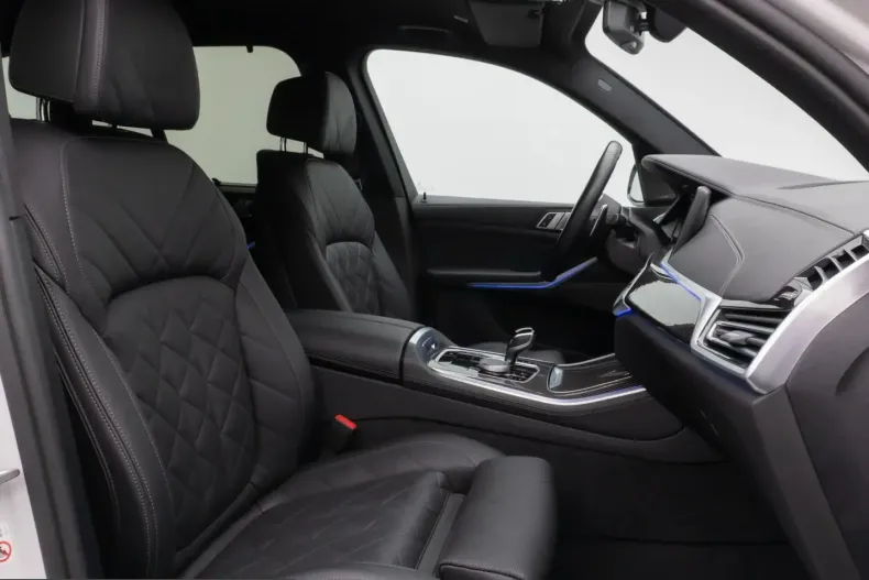 BMW X5 M50 (Seria X) din 2023 cu 41.326 km - oferta BMW202999 - foto 34