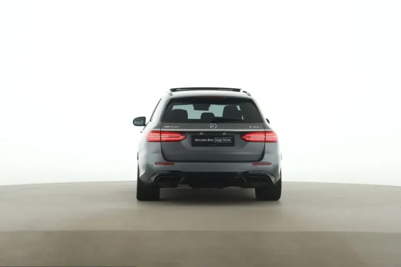 Mercedes-Benz E 63 AMG (Clasa E) din 2022 cu 48.400 km - oferta MER203003 - foto 5