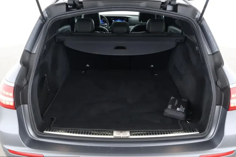 Mercedes-Benz E 63 AMG (Clasa E) din 2022 cu 48.400 km - oferta MER203003 - foto 14