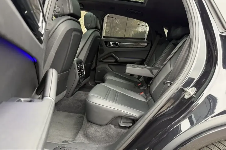 Porsche Cayenne din 2021 cu 83.000 km - oferta POR203004 - foto 46