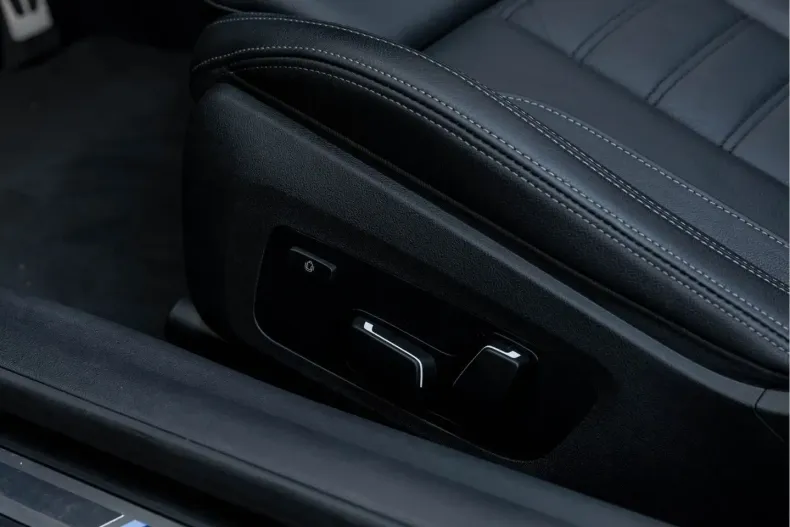 BMW 430i (Seria 4) din 2025 cu 27.110 km - oferta BMW203008 - foto 26