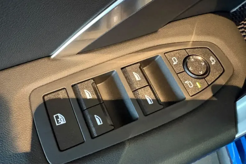 BMW X1 (Seria X) din 2025 cu 9.898 km - oferta BMW203010 - foto 23