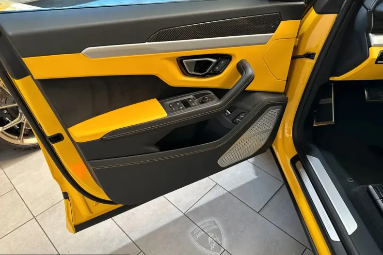 Lamborghini Urus din 2021 cu 79.980 km - oferta LAM203011 - foto 7