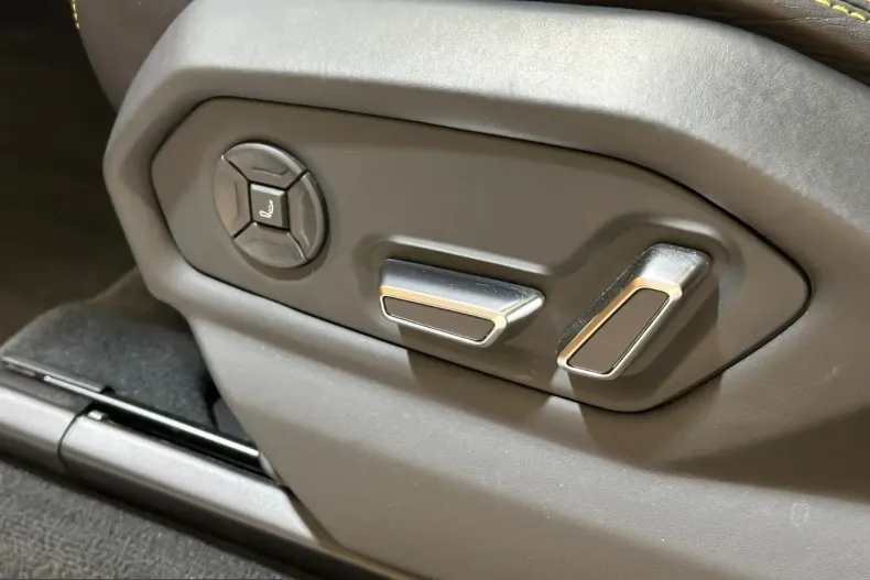 Lamborghini Urus din 2021 cu 79.980 km - oferta LAM203011 - foto 8