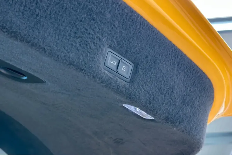 Lamborghini Urus din 2021 cu 79.980 km - oferta LAM203011 - foto 32