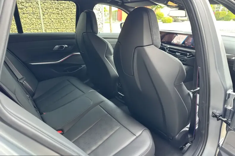 BMW M3 (Seria 3) din 2025 cu 8.500 km - oferta BMW203012 - foto 18