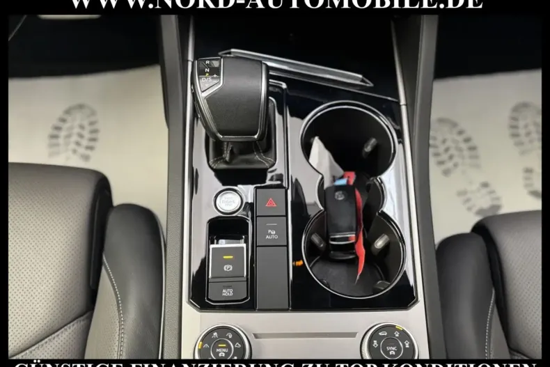 Volkswagen Touareg din 2021 cu 56.108 km - oferta VOL203018 - foto 17