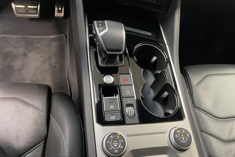 Volkswagen Touareg din 2021 cu 39.903 km - oferta VOL203020 - foto 12