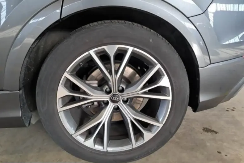 Audi Q8 din 2022 cu 98.954 km - oferta AUD203041 - foto 6