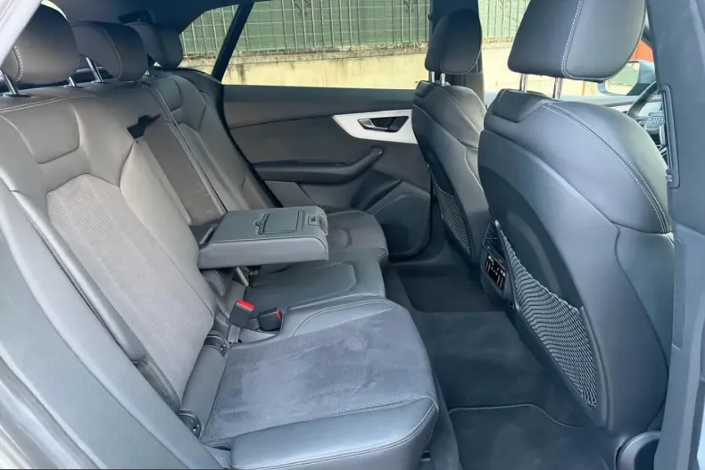 Audi Q8 din 2024 cu 39.800 km - oferta AUD203043 - foto 5