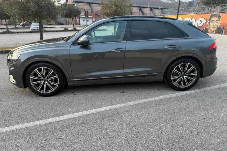 Audi Q8 din 2024 cu 39.800 km - oferta AUD203043 - foto 6