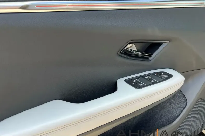 Renault Scenic E-TECH din 2025 cu 2.500 km - oferta REN203055 - foto 19