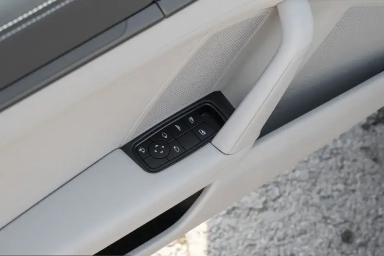 Porsche 992 din 2024 cu 13.300 km - oferta POR203056 - foto 21