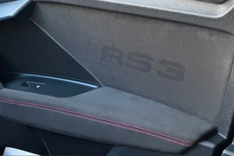 Audi RS3 din 2023 cu 81.800 km - oferta AUD203063 - foto 11