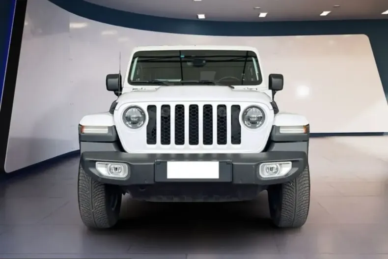 Jeep Wrangler din 2023 cu 44.150 km - oferta JEE203066 - foto 1