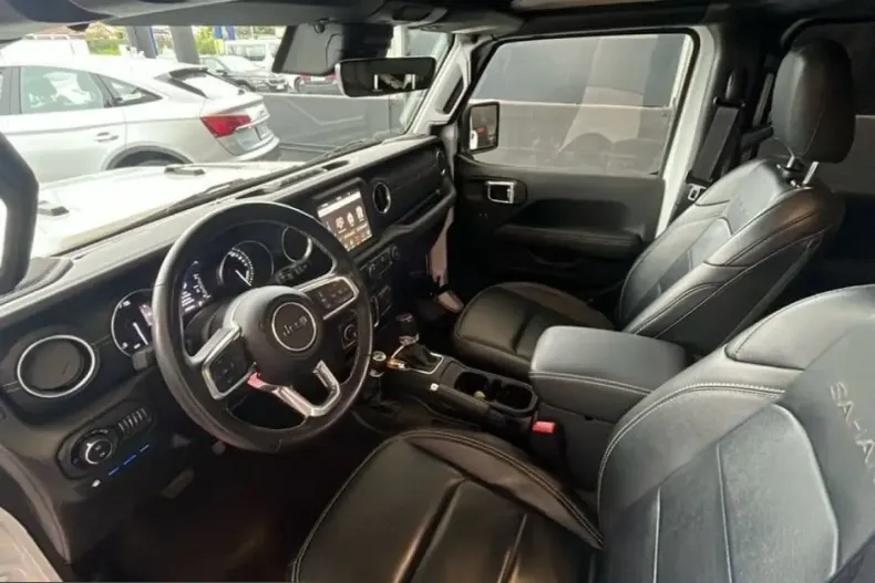 Jeep Wrangler din 2023 cu 44.150 km - oferta JEE203066 - foto 7