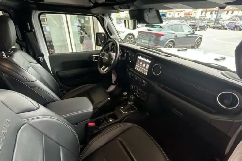 Jeep Wrangler din 2023 cu 44.150 km - oferta JEE203066 - foto 9