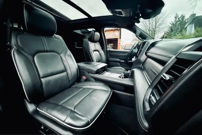 Dodge RAM din 2022 cu 29.900 km - oferta DOD203067 - foto 33