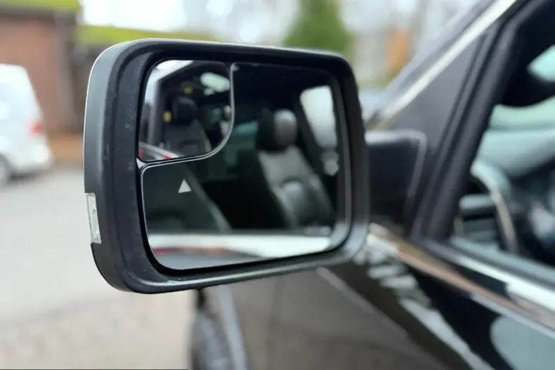 Dodge RAM din 2022 cu 29.900 km - oferta DOD203067 - foto 39