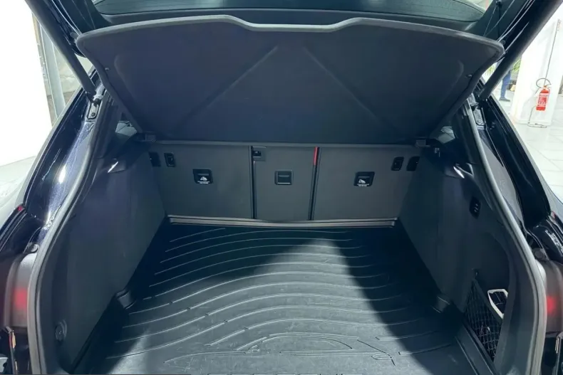 Porsche Macan din 2024 cu 46.137 km - oferta POR203076 - foto 8