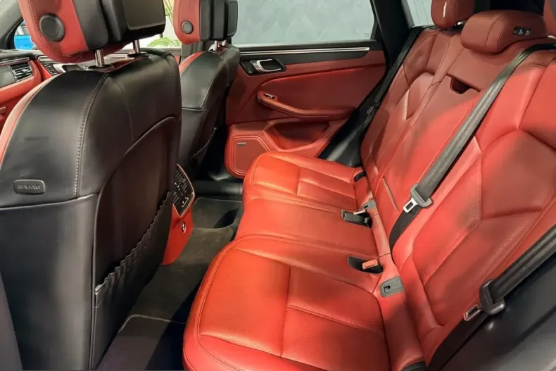 Porsche Macan din 2024 cu 46.137 km - oferta POR203076 - foto 14