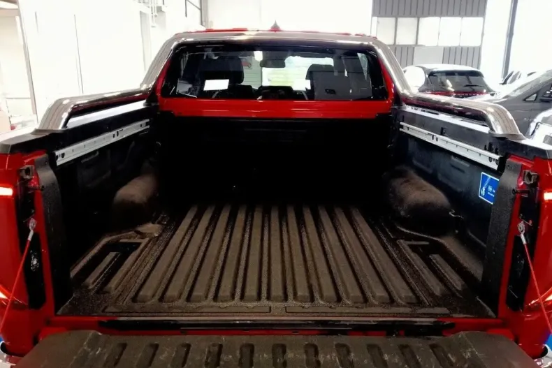 Volkswagen Amarok din 2024 cu 34.000 km - oferta VOL203078 - foto 8