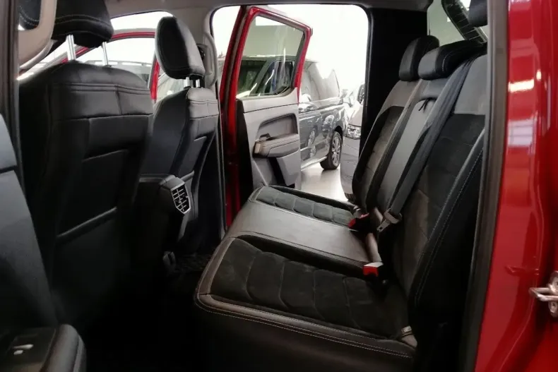 Volkswagen Amarok din 2024 cu 34.000 km - oferta VOL203078 - foto 12